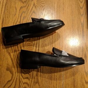 Bandolino Black Flats